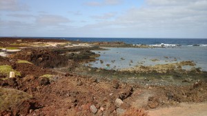 Plage de lave à Lanzarote 